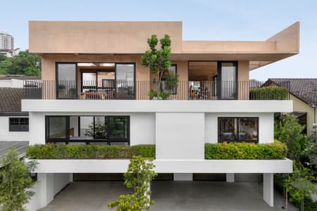 Armoua House